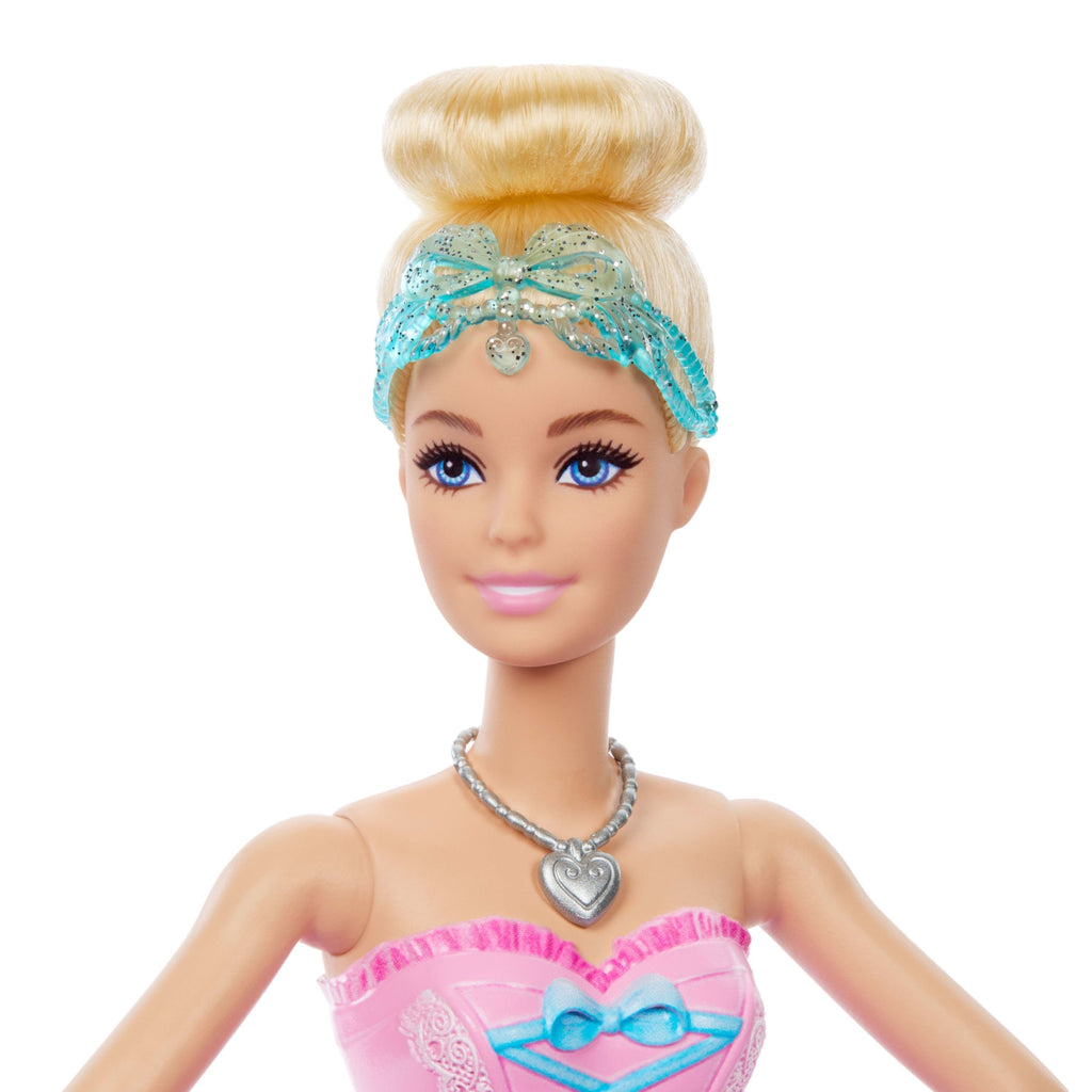 Mattel Poupée Clara Barbie dans Casse-noisette