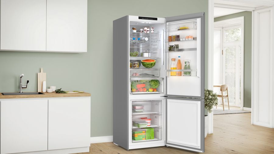 Bosch Bosch Serie 6 KGN49LBCF réfrigérateur-congélateur Pose libre 440 L Noir