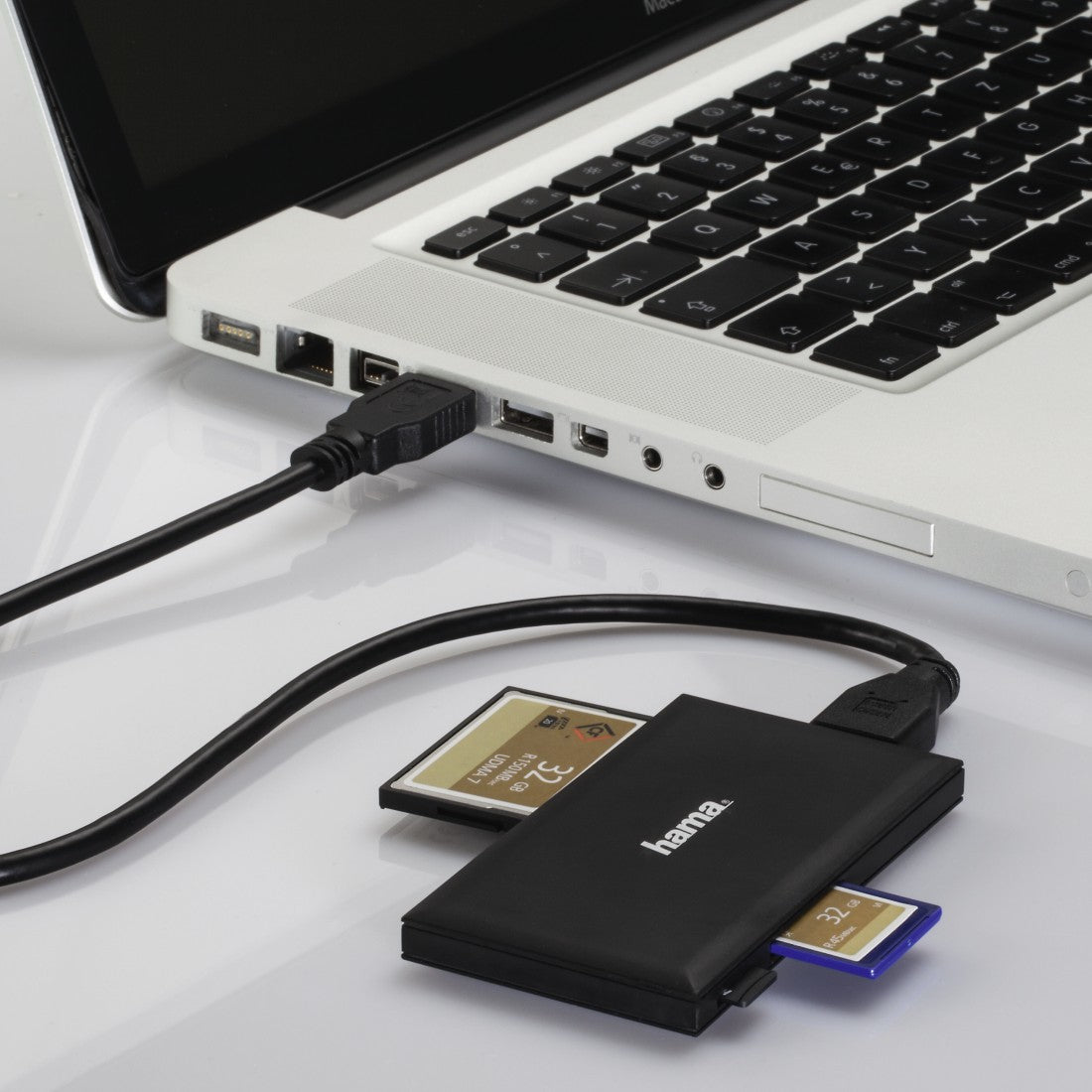 Hama 00181018 Lecteur de Carte Mémoire USB 3.2 Gen 1 (3.1 Gen 1) Type-A, Noir