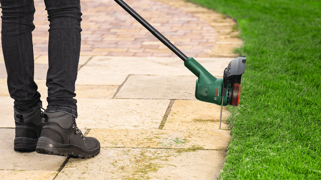 Bosch Bosch Easy GrassCut 18V-230 cisaille sans fil