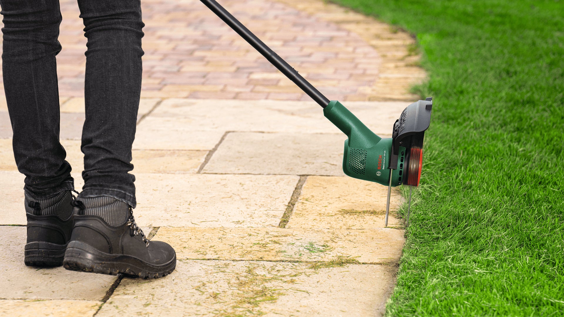 Bosch Bosch Easy GrassCut 18V-230 cisaille sans fil