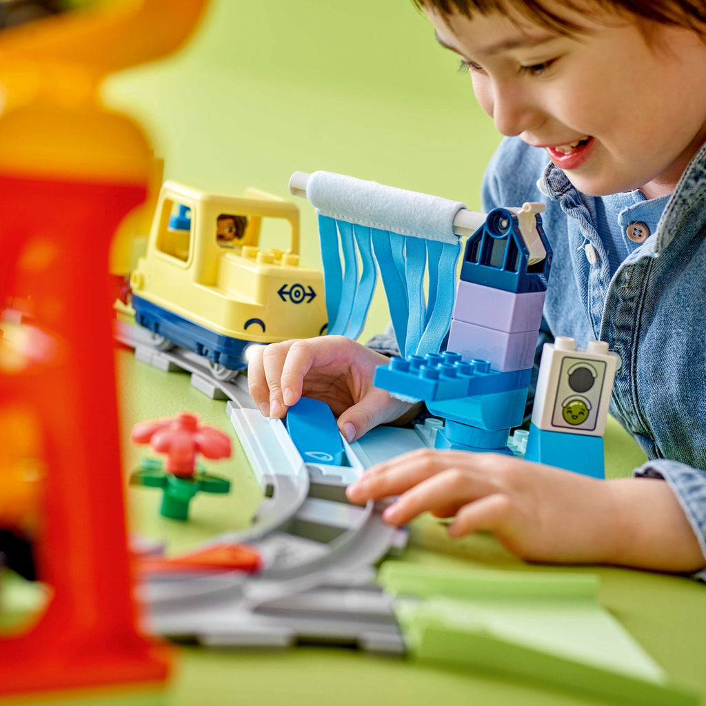 LEGO Duplo Le Grand Train Communautaire Interactif 10428