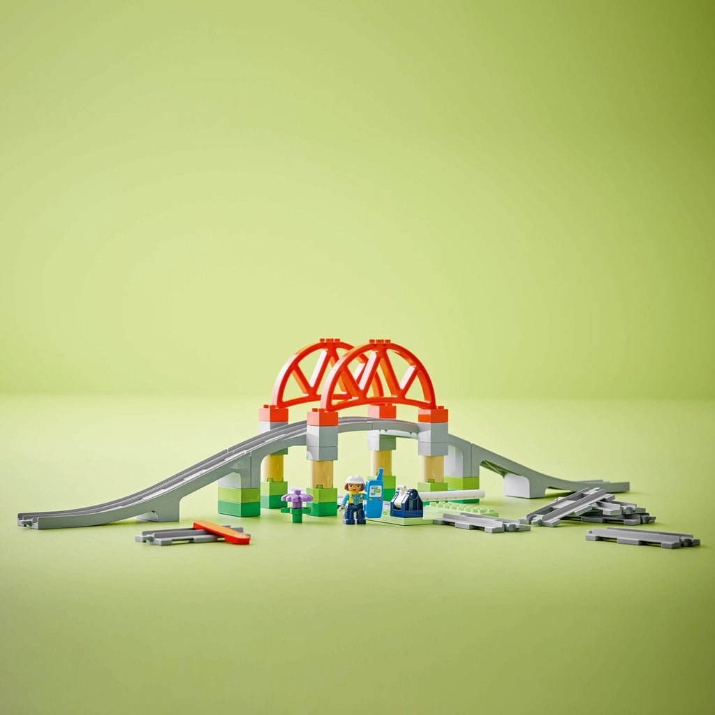 LEGO Duplo Set d'Extension: les Rails et le Pont du Train 10426