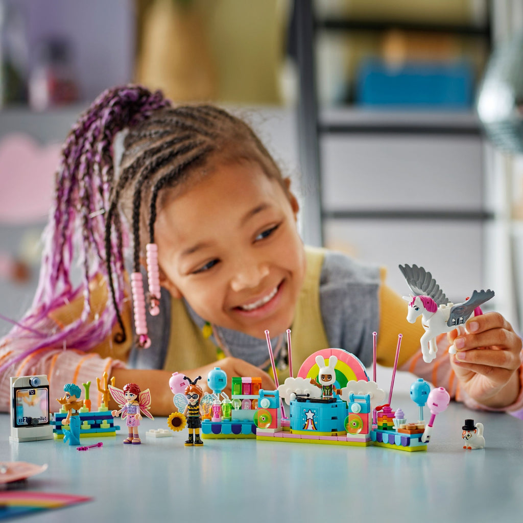 LEGO Friends Soirée Déguisée avec une licorne et une fée 42661