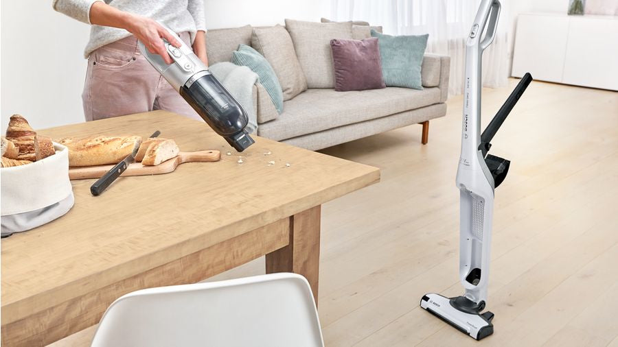 Bosch Bosch Serie 4 BBH3ALL28 Aspirateur 0,4 L Sec Sans sac