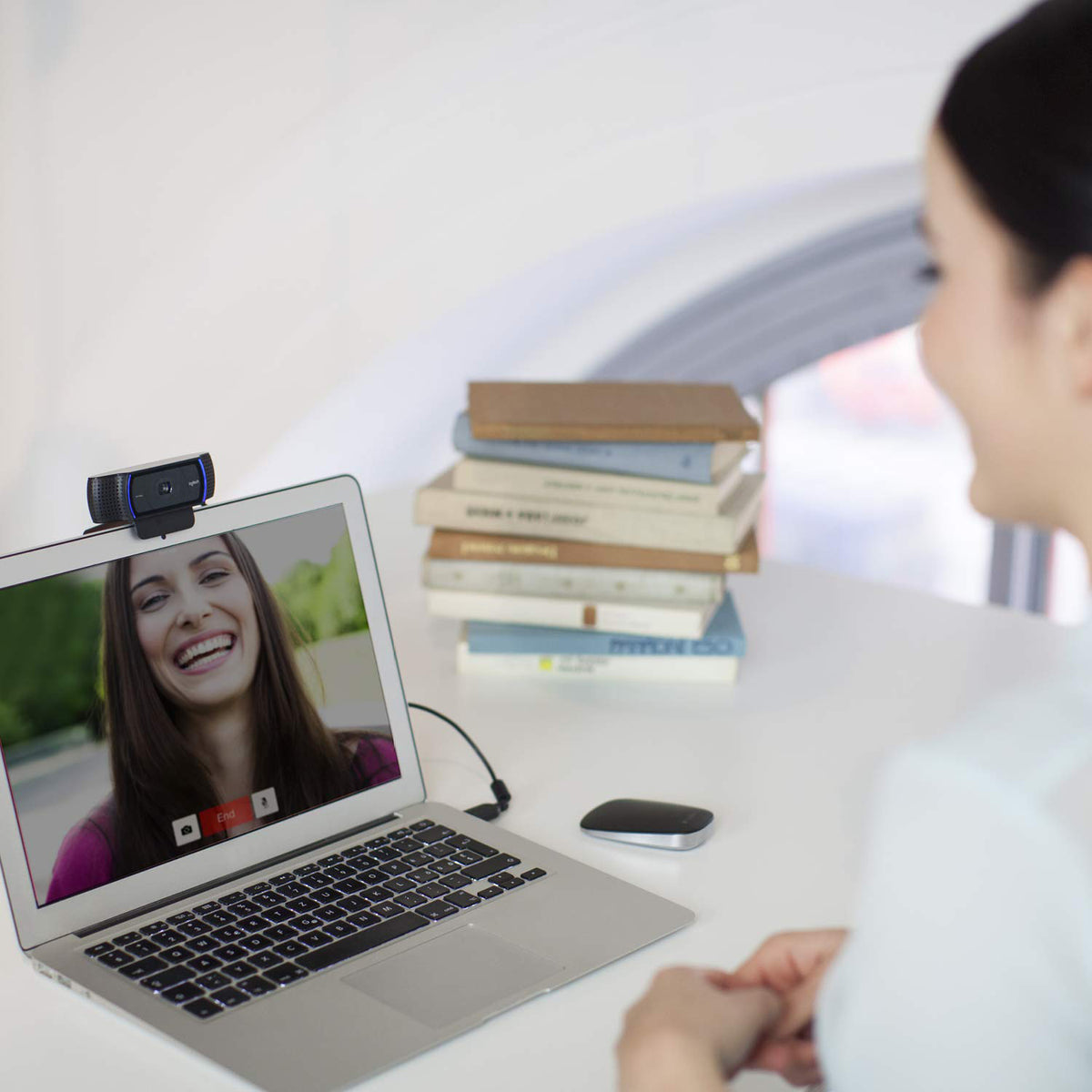 Logitech 960-001055 1920x1080 Webcam