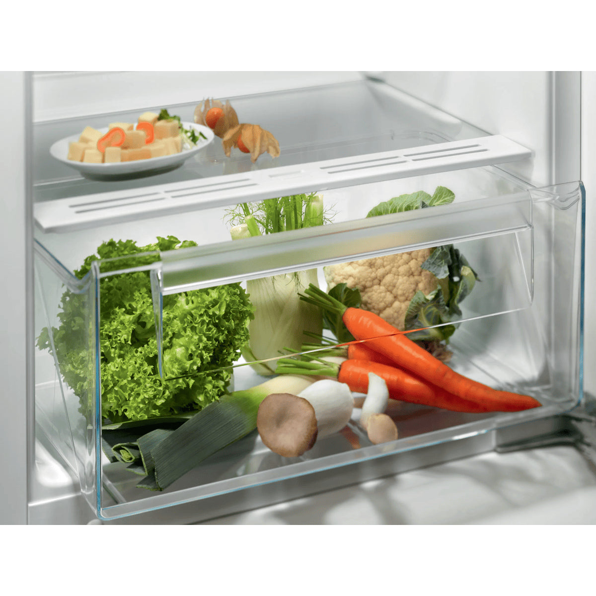 Electrolux LRB3AE12S réfrigérateur Intégré 208 L Blanc - vue 3