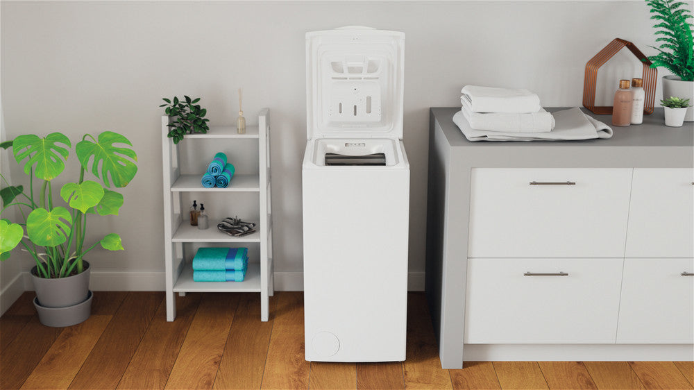 Indesit BTW L60400 EE/N machine à laver Charge par dessus 6 kg 951 tr/min Blanc