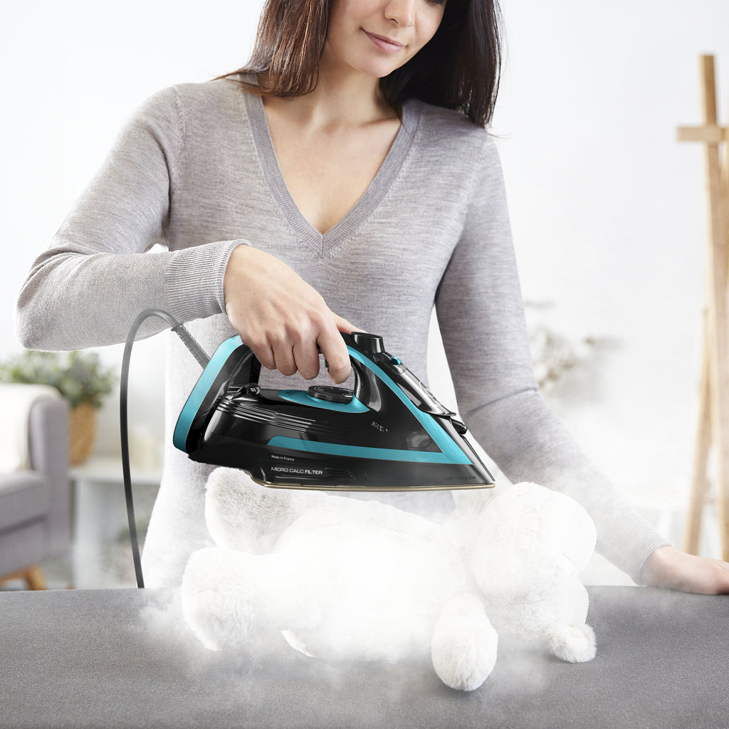 Tefal Puregliss FV8066 Fer à repasser à sec ou à vapeur Durilium AirGlide Autoclean soleplate 3000 W Noir, Bleu