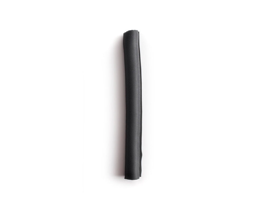 Multibrackets 4197 range-câbles Douille de câble Noir 1 pièce(s)