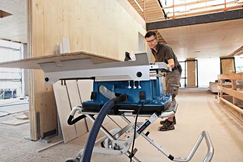 Bosch Bosch GTS 10 XC Professional 2100 W 3200 tr/min