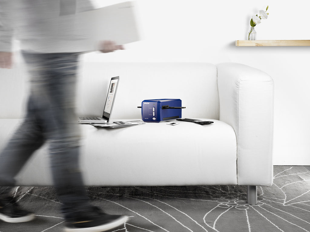 Plustek OpticFilm 8100 Numériseur d’archivage/à défilement 7200 x 7200 DPI Bleu