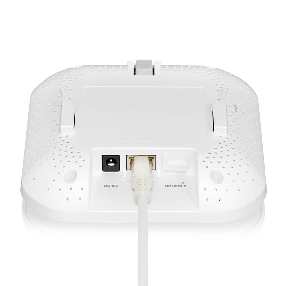 Zyxel NWA50AX PRO 2400 Mbit/s Blanc Connexion Ethernet, supportant l'alimentation via ce port (PoE)