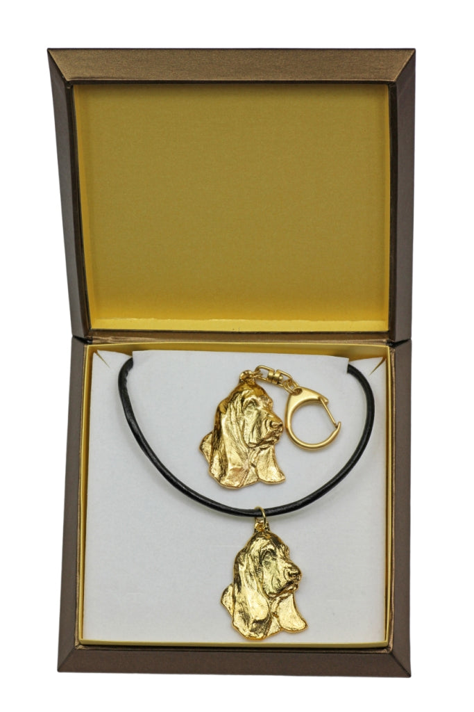 Basset Hound II - keychain and necklace with a dog in a box, high-quality gold-plated product, Art-Dog brand