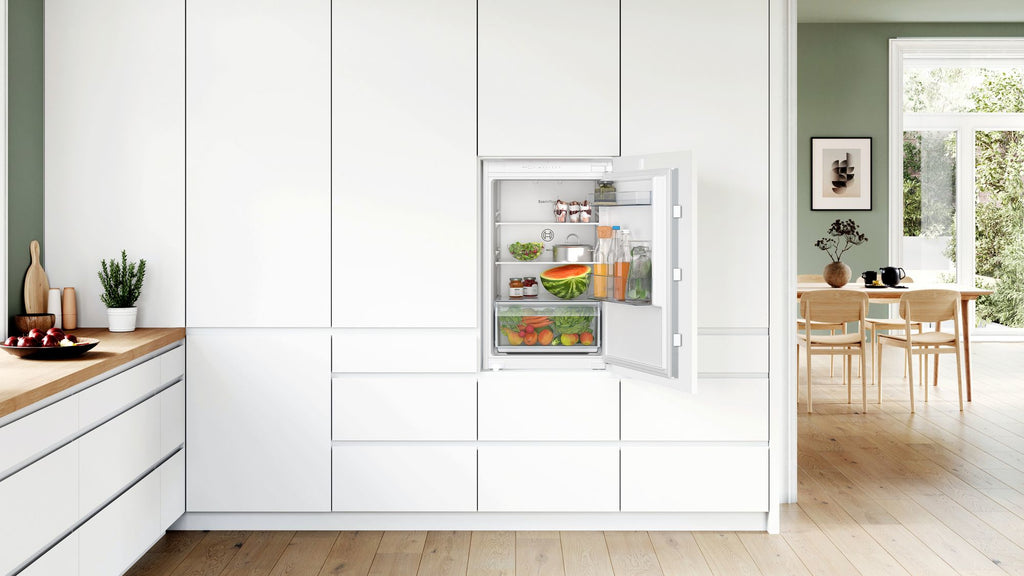 Bosch Bosch Serie 2 KIR21NSE0 réfrigérateur Intégré 136 L Blanc