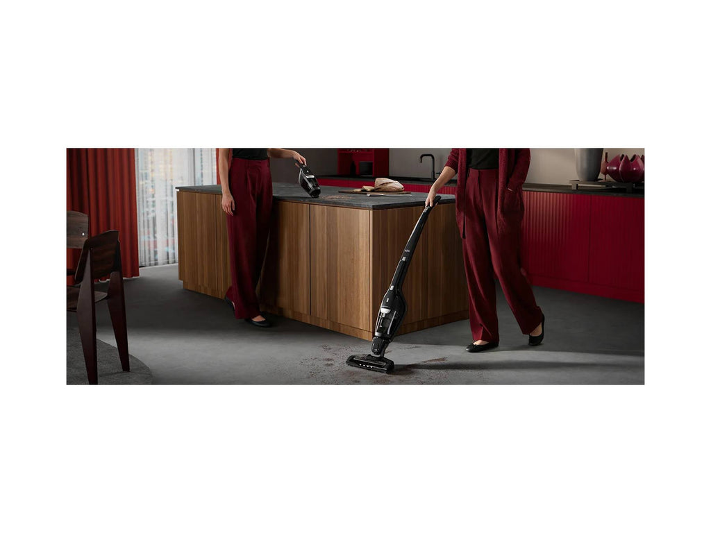 AEG CX7-3-45EB Aspirateur-balai 2 en 1 Batterie Sec HEPA Sans sac Noir