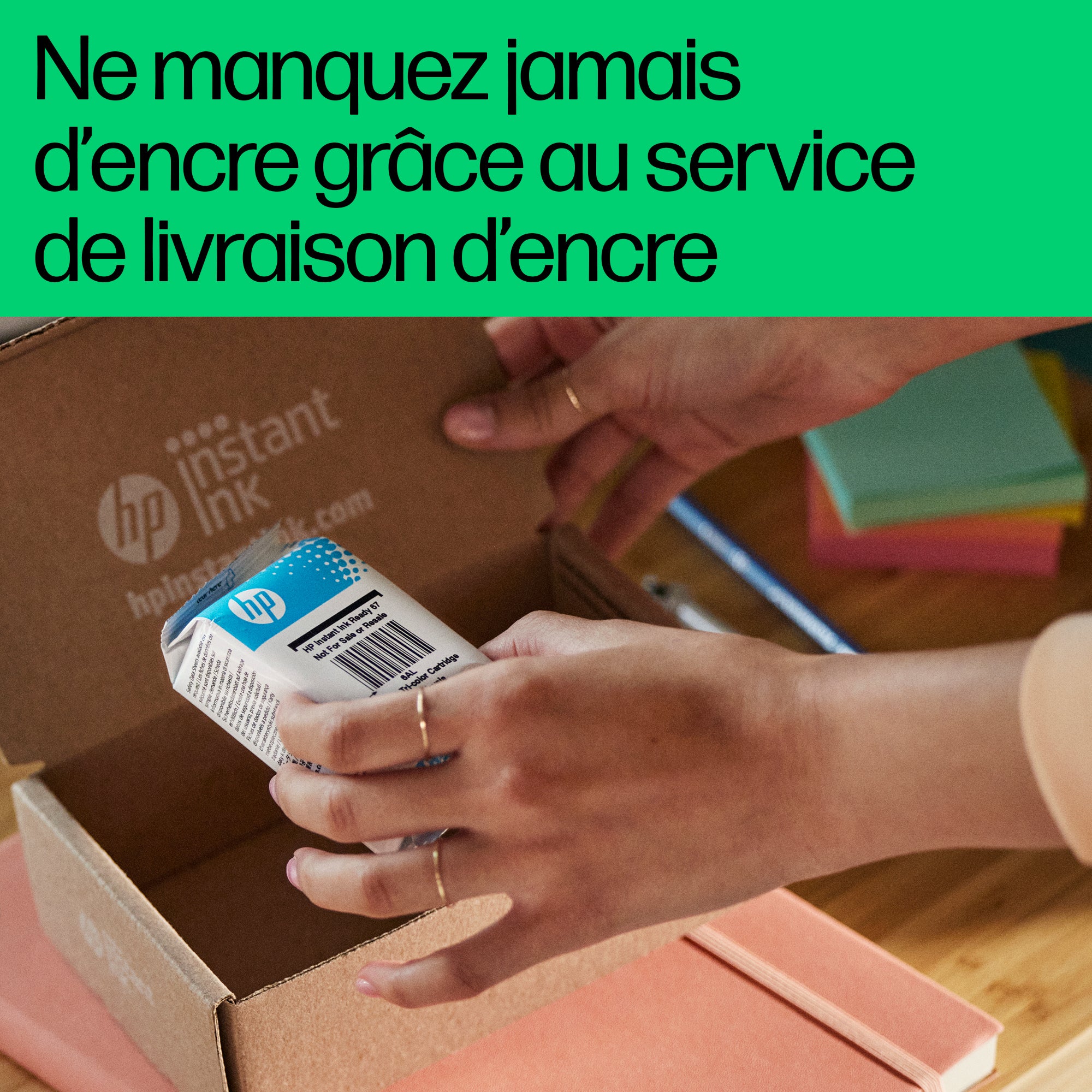 HP DeskJet 4222e Sans fil All-in-One Couleur Imprimante, Instant Ink; Copieur, Scanner