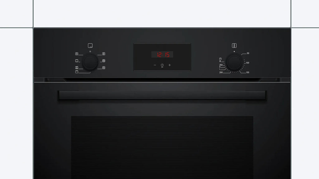Bosch Bosch HBF133BA1 four 66 L 3300 W Noir