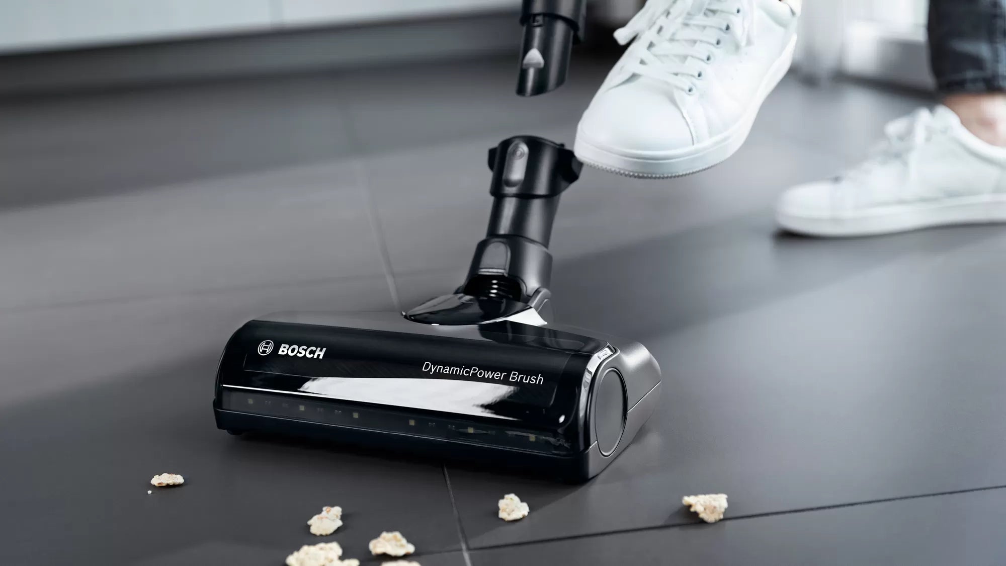 Bosch Bosch BBS711W aspirateur balai et balai électrique Aspirateur-balai 2 en 1 Batterie Sec Filtre hygiénique Sans sac 0,3 L Blanc