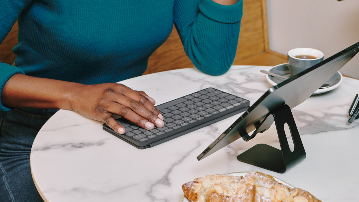 Logitech Keys-To-Go 2 Clavier Sans Fil à Ciseaux