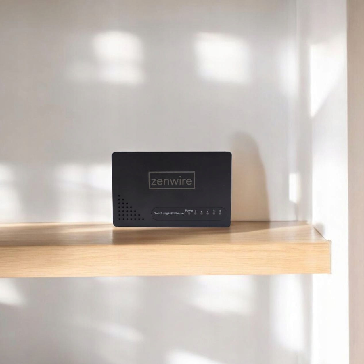 Commutateur LAN Zenwire SG1005 à 5 ports Gigabit Ethernet 1 000 Mbps