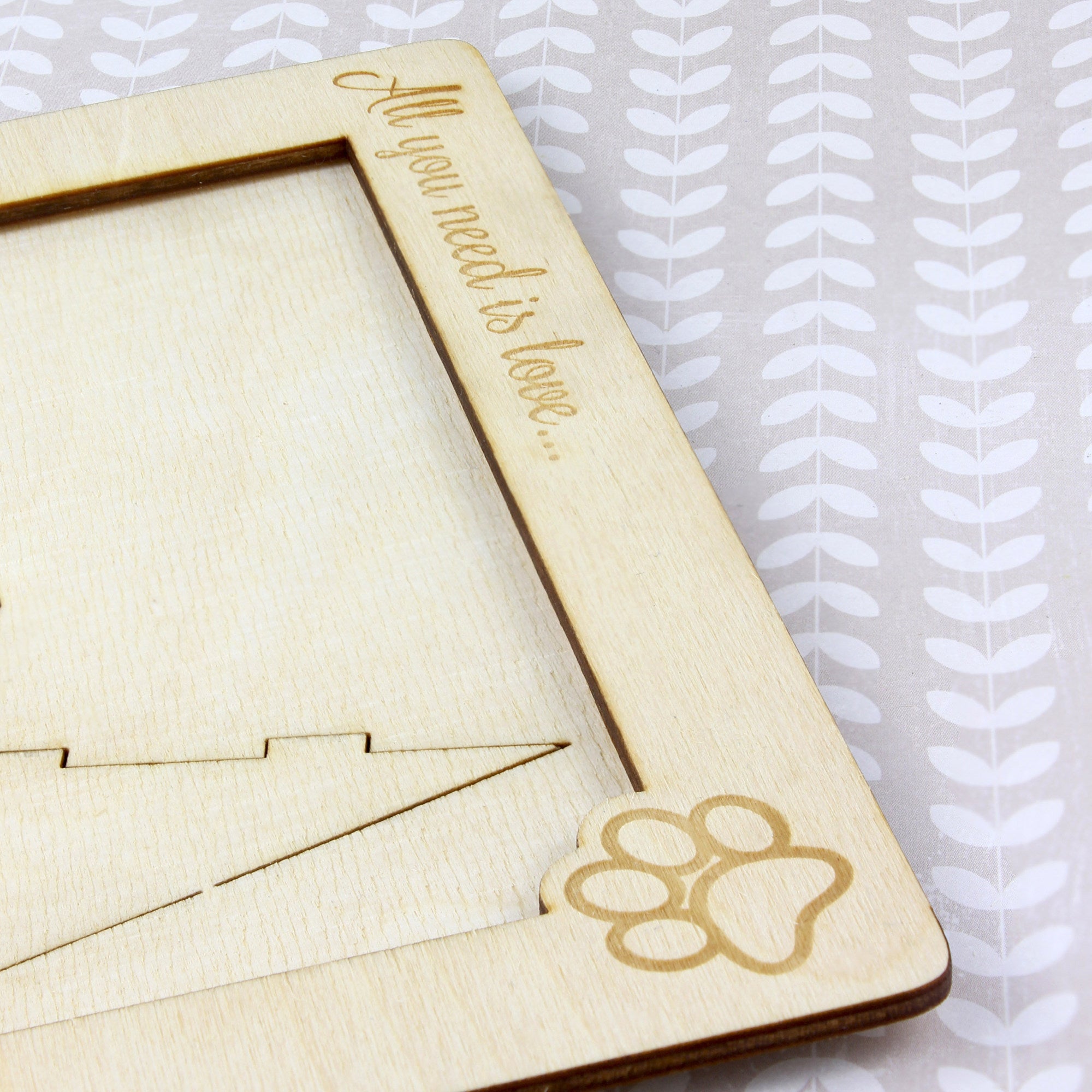 Siberian Husky, Chukcha - Photo frame, engraved wooden frame, a lovely gadget for the dog lover by Art-Dog