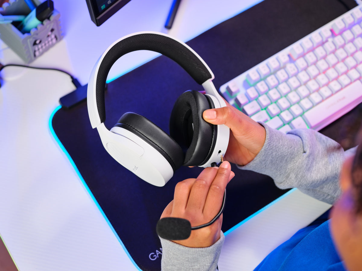 Trust GXT 489W FAYZO Casque Gaming Filaire avec Arceau, Noir et Blanc