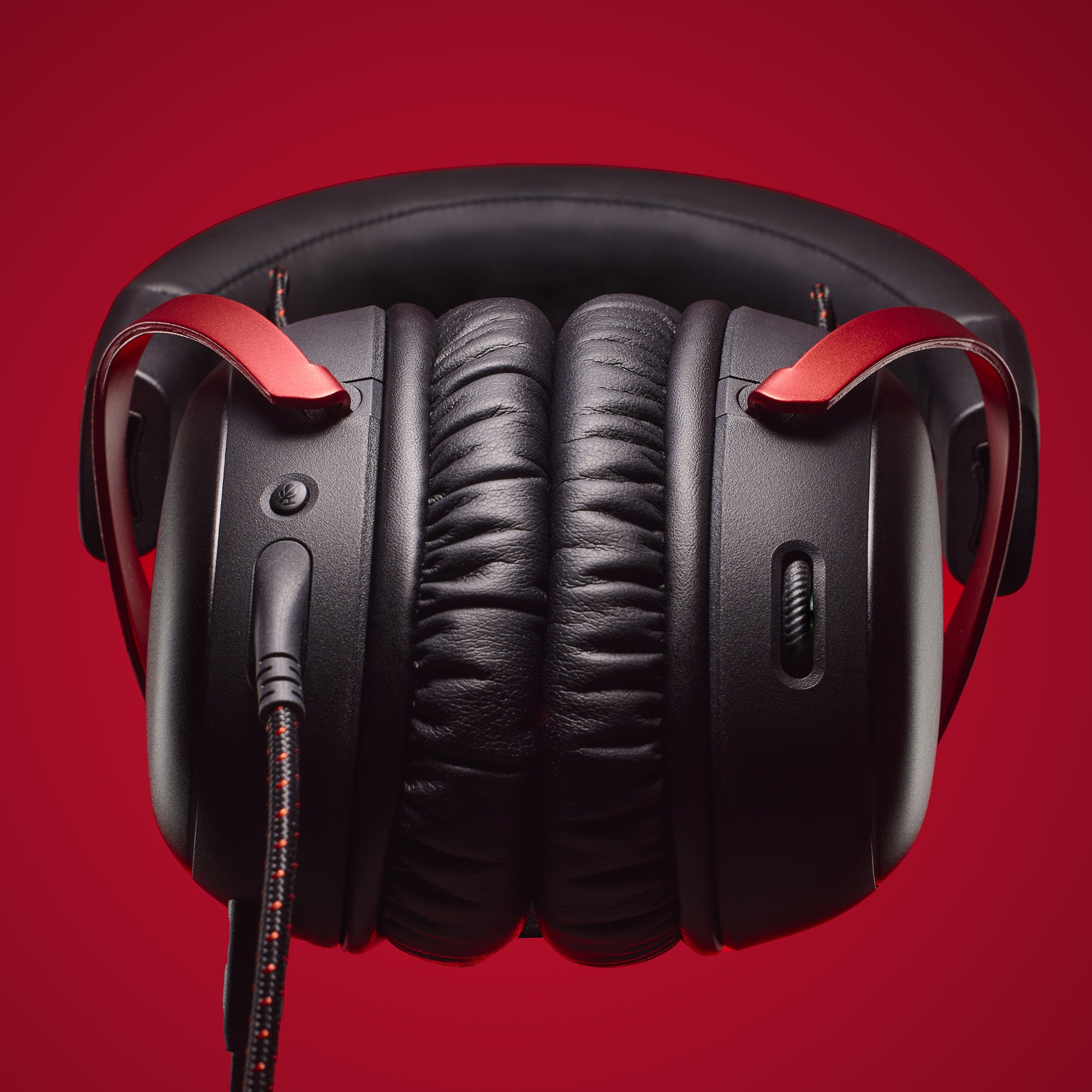 HyperX Cloud III — Casque de jeu (noir/rouge)
