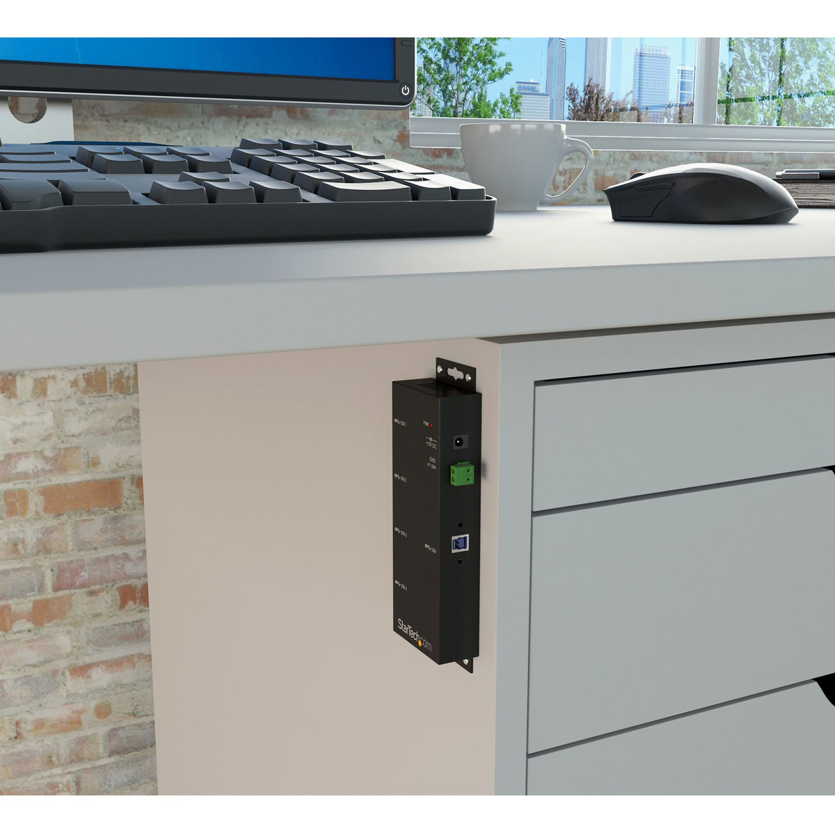 StarTech.com Hub USB 3.0 Industriel 4 Ports 5Gbps Boîtier Métal Montable Mur/Bureau TAA