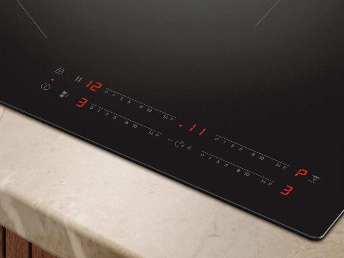 Electrolux EIV63443CT Noir Intégré 60 cm Plaque avec zone à induction 4 zone(s)