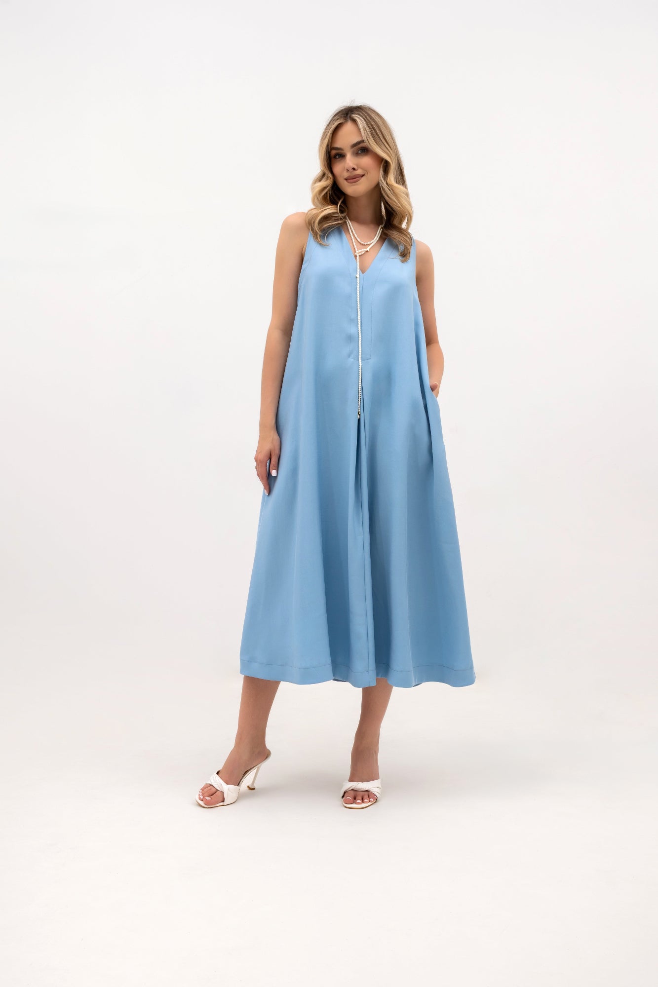 Robe midi ample à encolure en V et poches