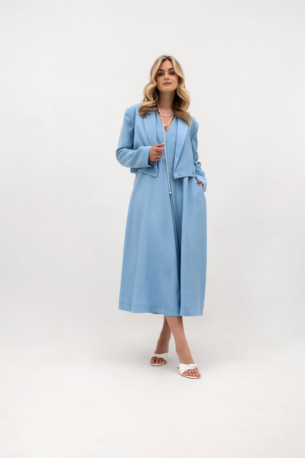 Robe midi ample à encolure en V et poches