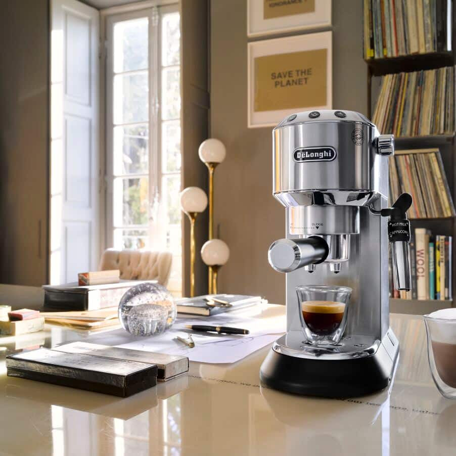 De’Longhi Dedica Style EC685.M Machine à Espresso Semi-automatique, 1,1 L