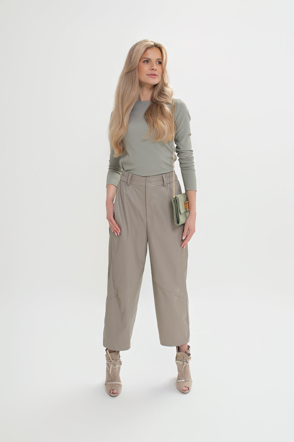 Pantalon pour femme en simili cuir