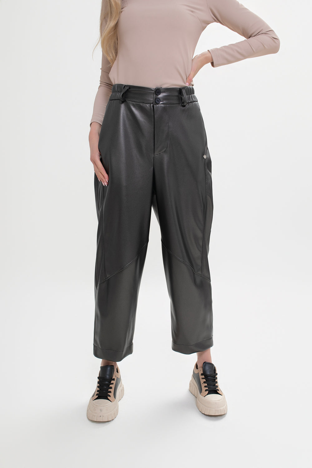 Pantalon pour femme en simili cuir