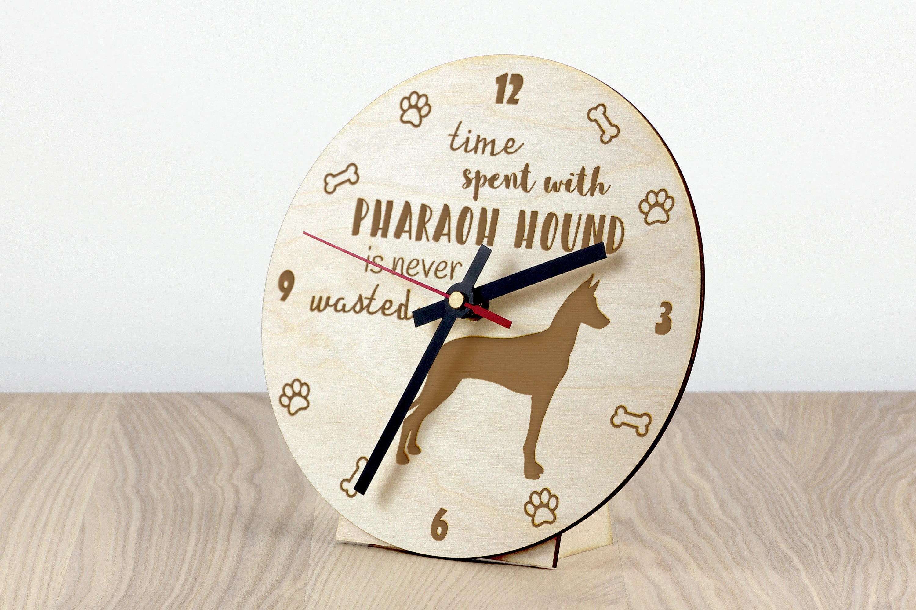 Pharaoh Hound, Kelb tal-Fenek - clock with a dog, wooden clock, wall clock for dog lovers, clock for desk and shelf, Art-Dog