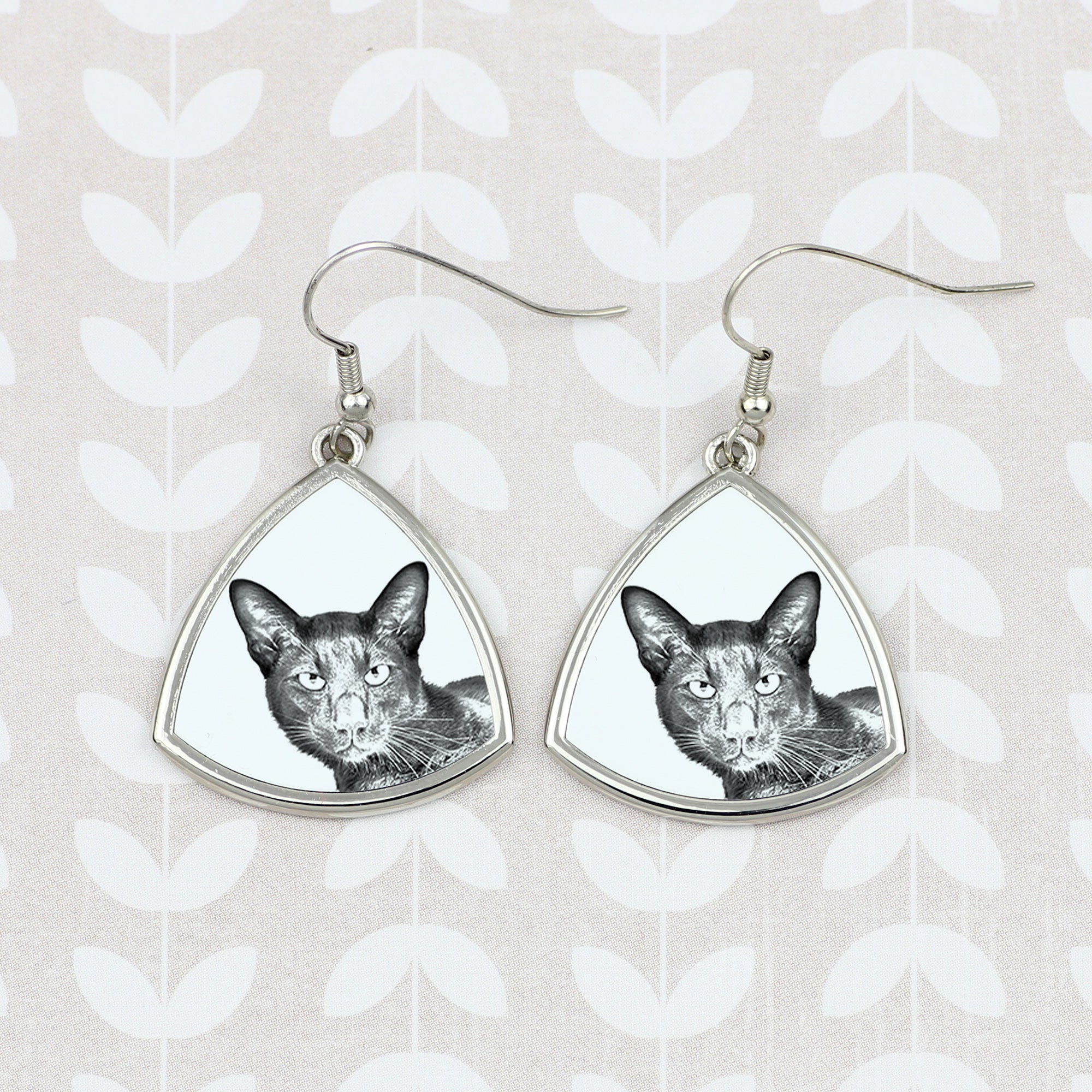 Havana Brown - cat earrings, hanging earrings with a picture, personalized jewelry with Art-Dog brand print.