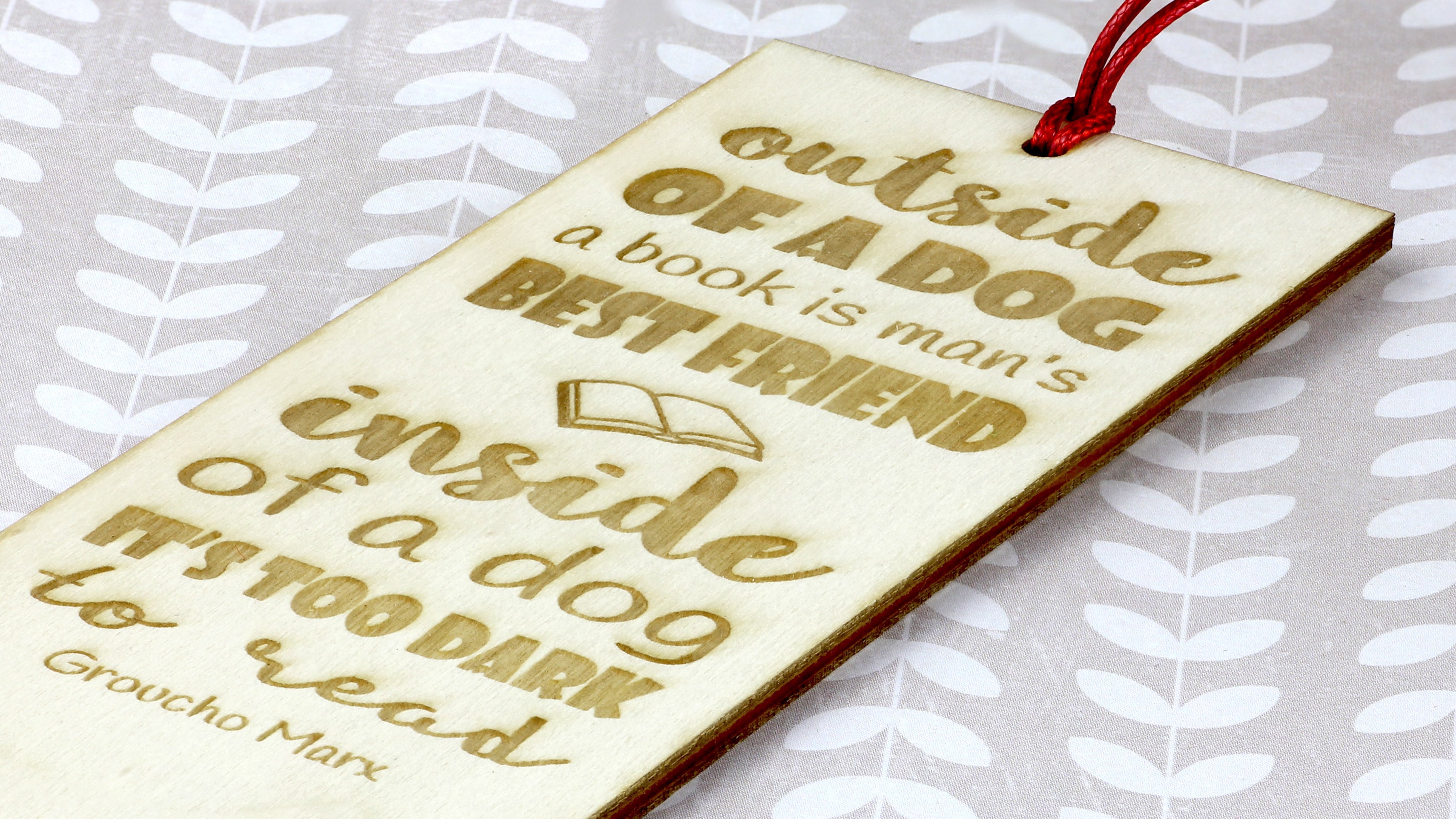 Icelandic Sheepdog, Icelandic Spitz, Iceland Dog - dog bookmark, personalized bookmark, gift for bookworm from Art-Dog brand