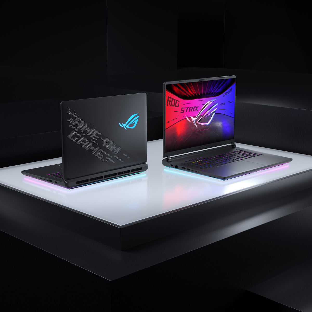 ASUS ROG Strix SCAR 18 G835LW-SA038W Ordinateur Portable 18" WQXGA Intel Core Ultra 9 275HX 64 Go DDR5 2 To SSD RTX 5080