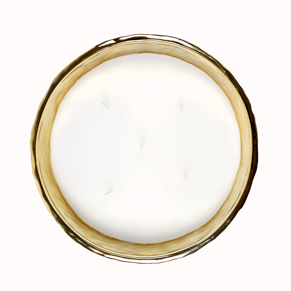 Bougie parfumée à 5 mèches, finition martelée or