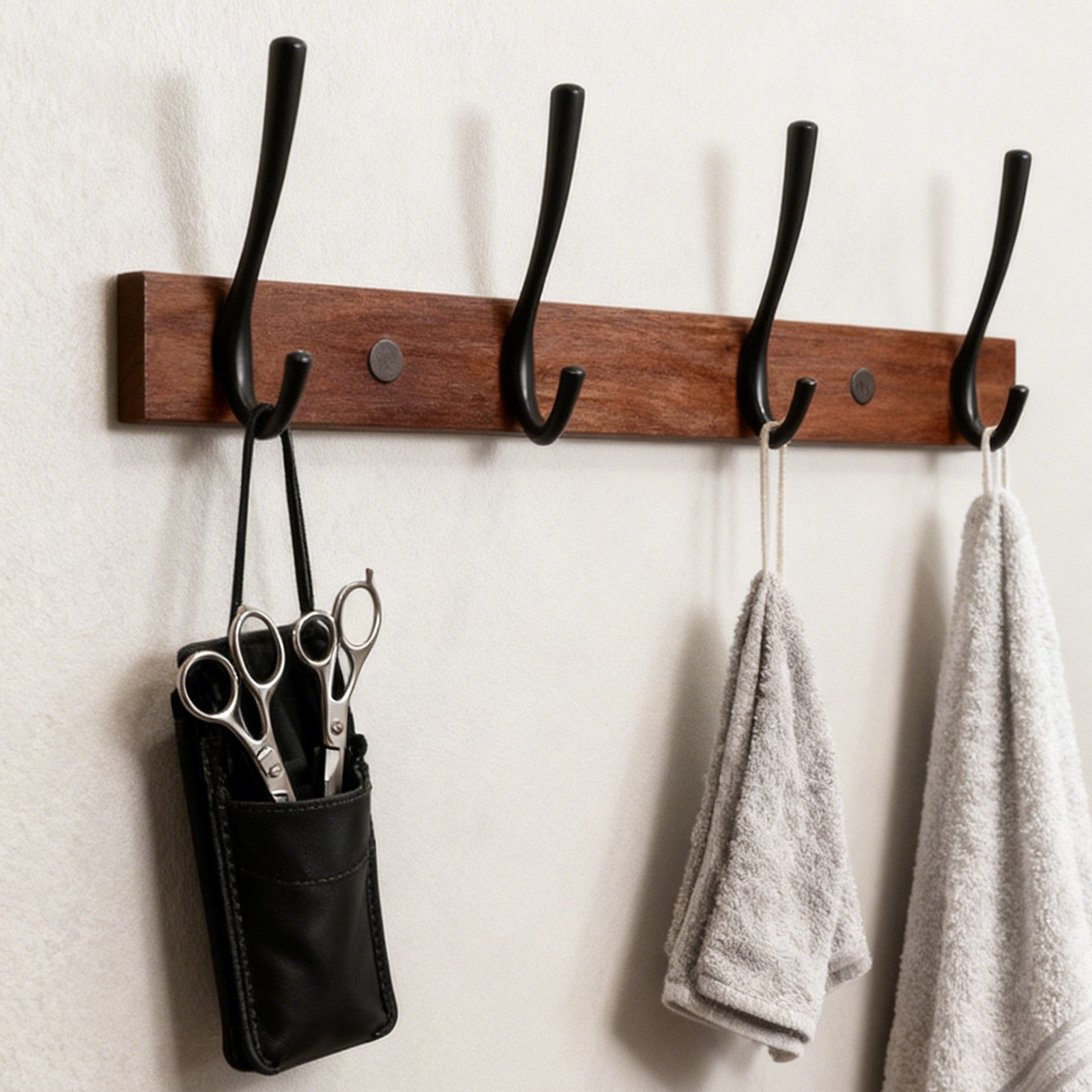 JU7CER Étagère Murale de Rangement Cuisine et Salle de Bain, Porte-Accessoires Multifonction, Barre de Crochets Moderne 43 cm