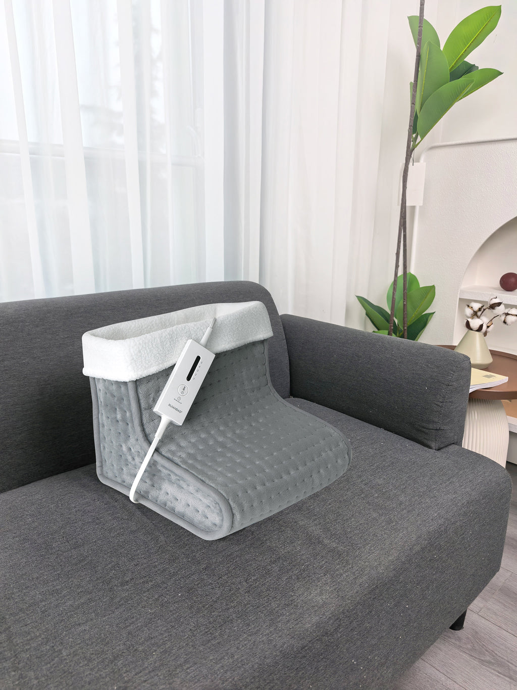 Ruianbao Tissu en Flanelle Super Doux, 30 x 30 x 26 cm, 1-5 Réglages de Température, Arrêt Automatique 90 min, Chauffage Rapide, Intérieur Amovible pour Lavage en Machine, Chauffe-Pieds 3D