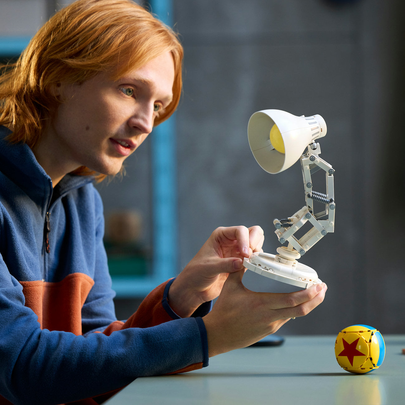 LEGO Ideas Disney Pixar 21357 Luxo Jr. Set de Construction