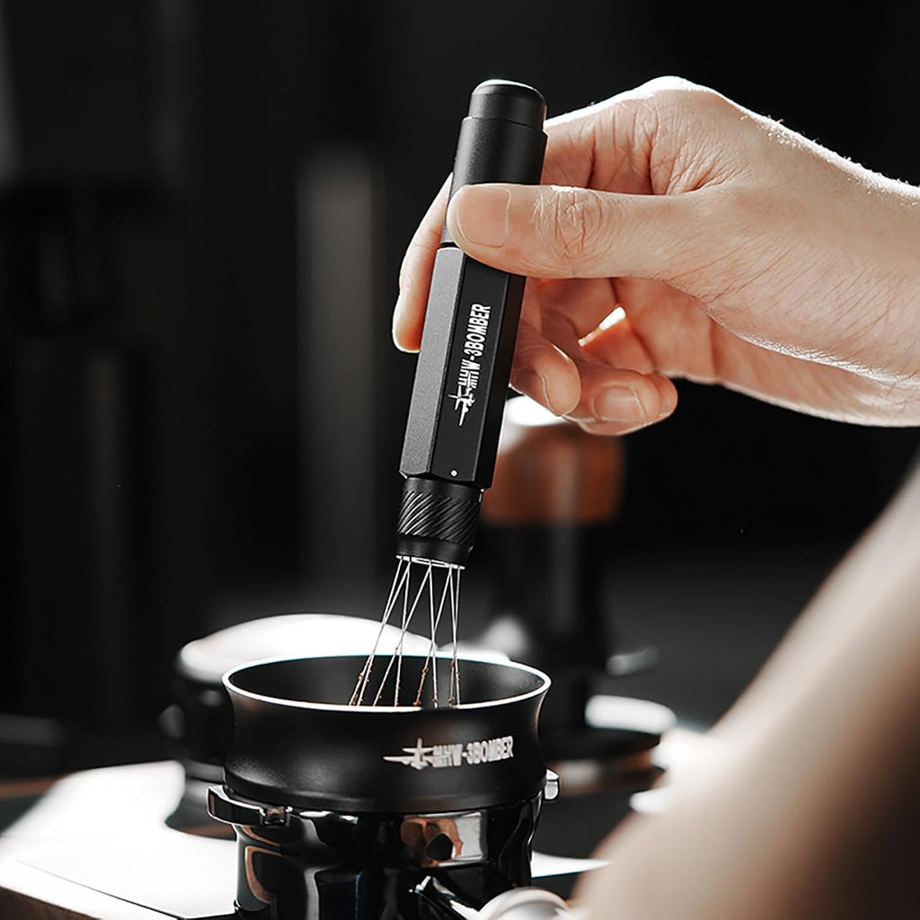 MHW-3BOMBER Outil WDT rétractable, outil de distribution d'espresso avec rangement magnétique, outil de mélange de café à portée réglable pour barista