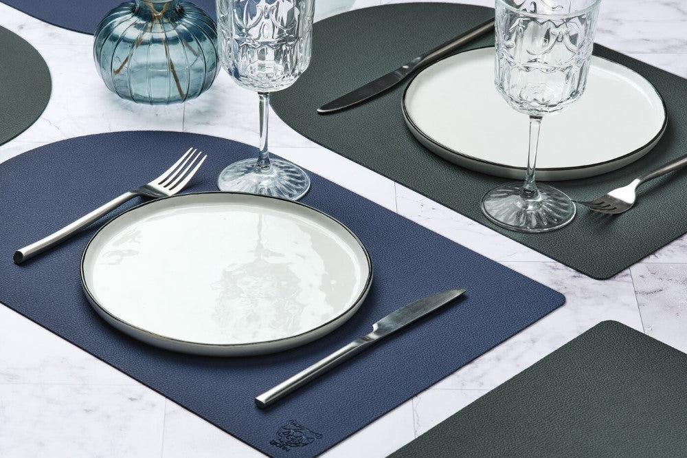 BJÖRN Lot de 6 sets de table rectangulaires réversibles en cuir recyclé - Bleu nuit et gris anthracite
