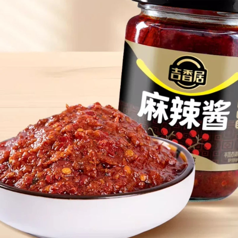 Ji Xiang Ju Sauce mala au poivre du Sichuan et piment - 358 g