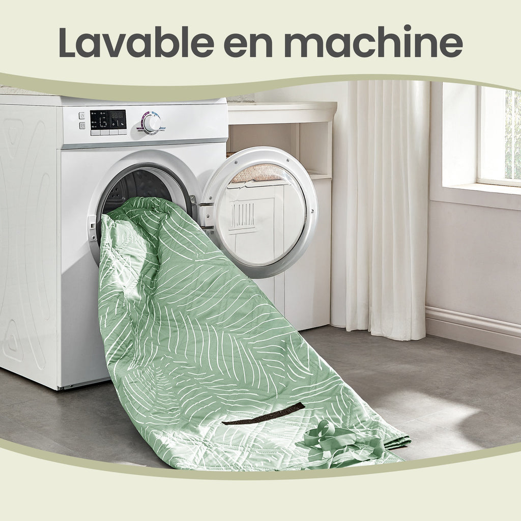 JOYFURNOS Couverture de Pique-nique, 200 x 200 cm, 4 Piquets de Sol, Hydrofuge, Lavable, Pliable, Motif Feuilles et Vert