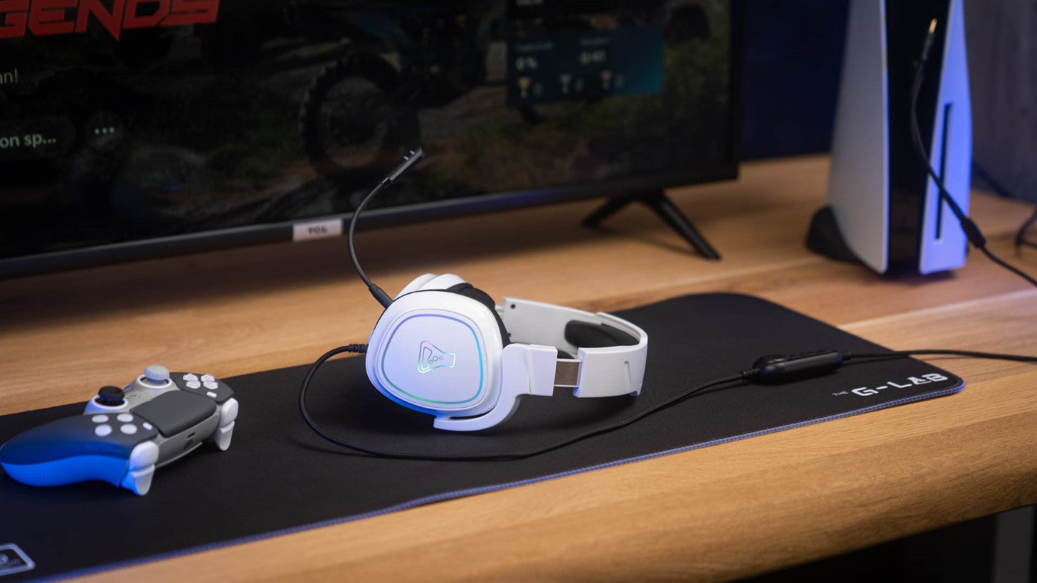 THE G-LAB Korp Radium Casque de jeu circum-aural filaire avec microphone détachable, prise jack 3,5 mm, éclairage RVB, Blanc