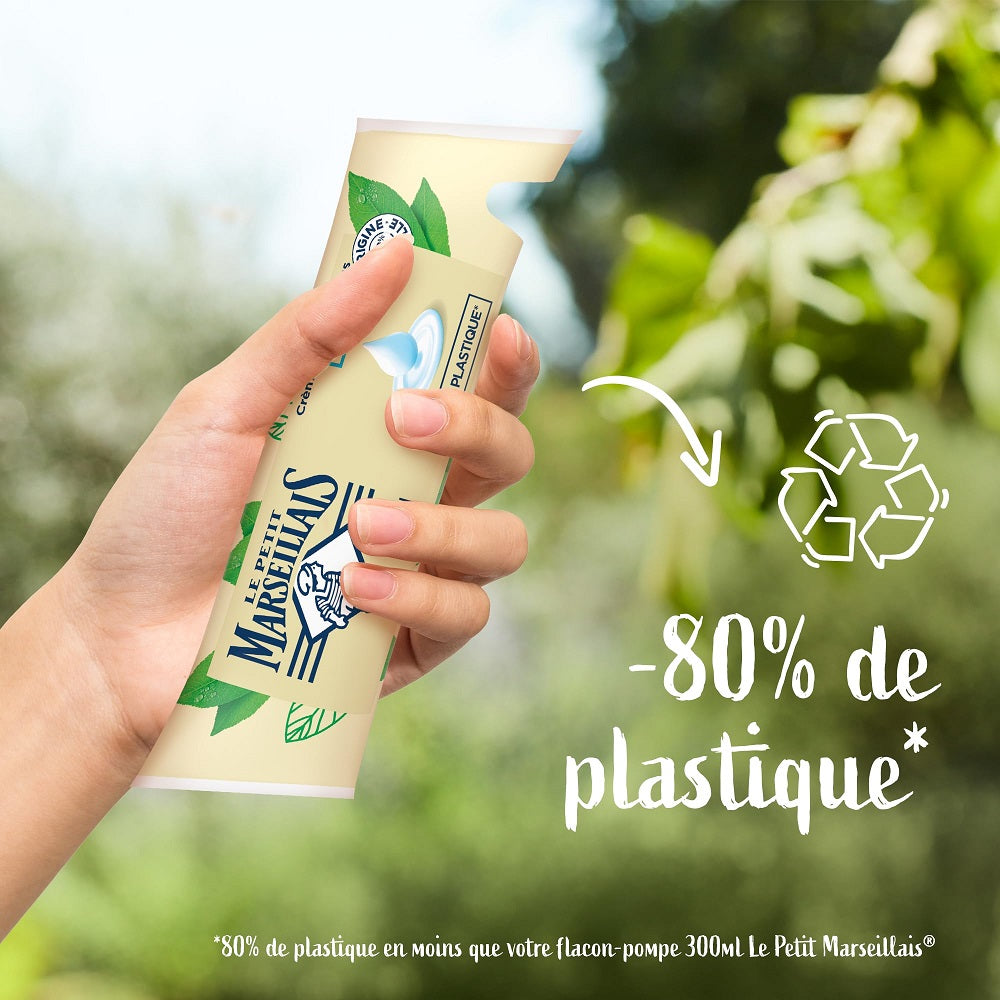 Le Petit Marseillais Savon Liquide pour Les Mains Recharge Lait 250 ml