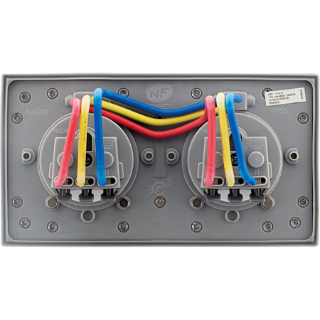 Zenitech prise avec contact de terre 16A 2P+T, finition en aluminium brossé - double certification IP55